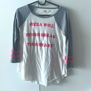 Hollister 3/4 sleeve 🍕 shirt